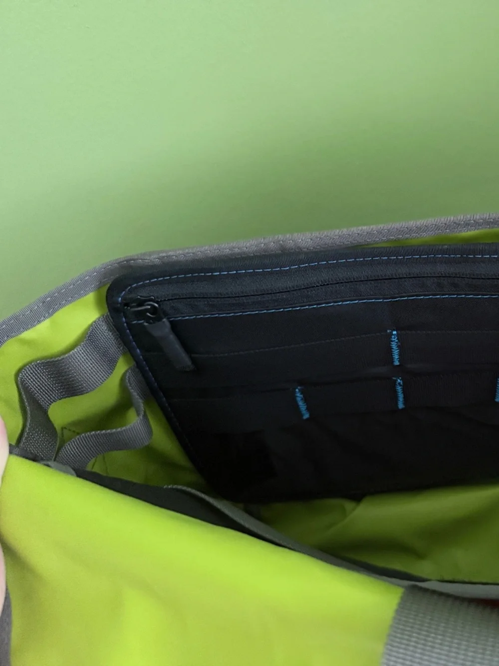 Timbuk2 D-LuX Messager Bondage Bag